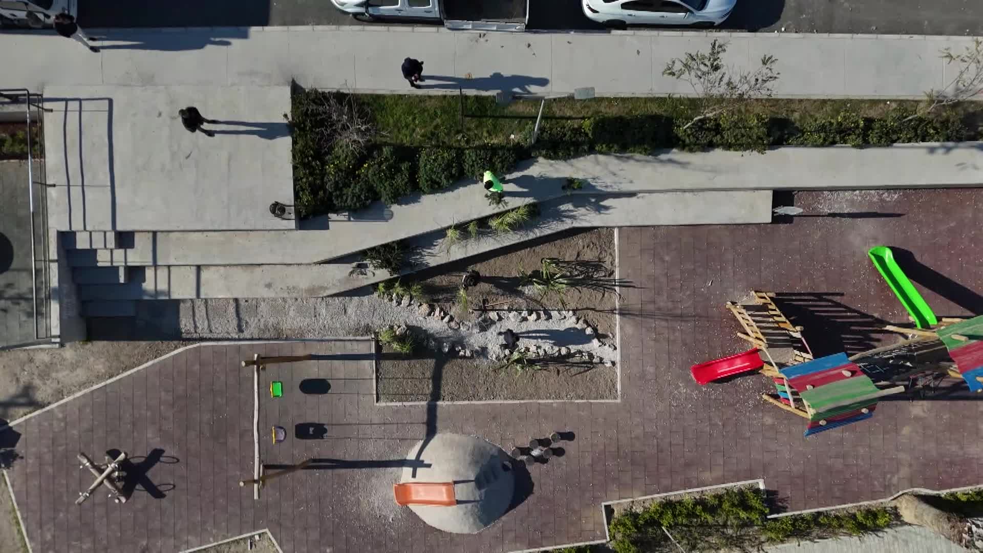 Konak'taki "Narin Parkı"na yağmur bahçesi