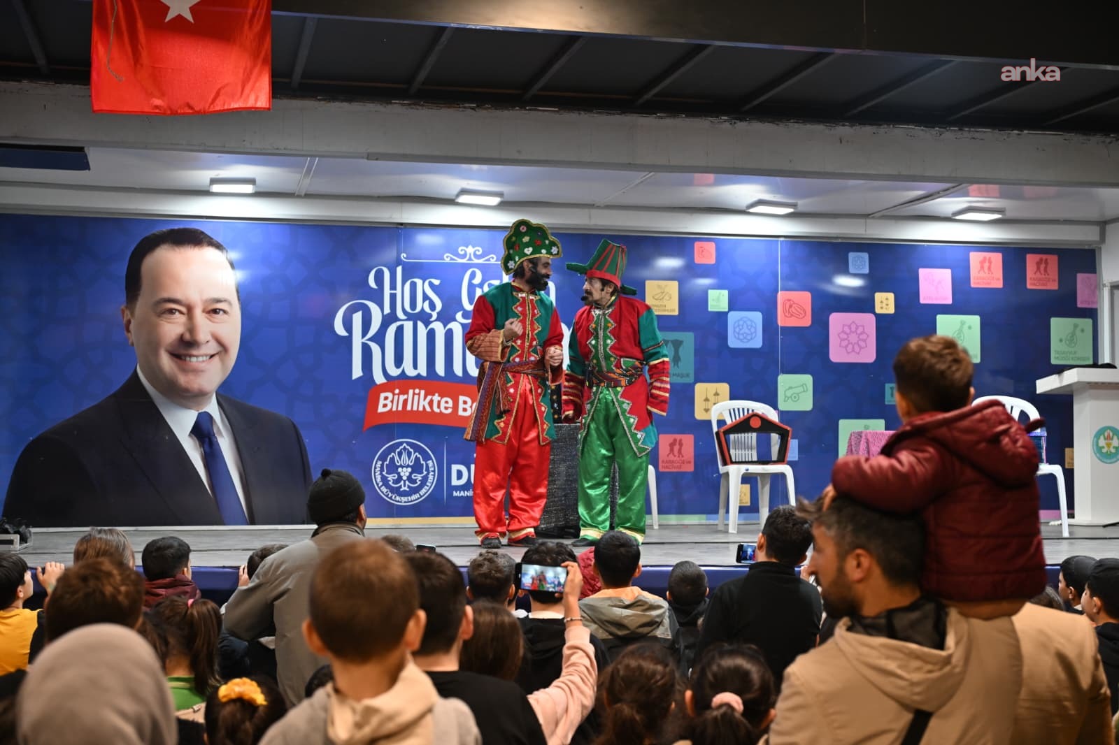 Manisa Büyükşehir Belediyesi'nin iftar sofrası Akhisar’da kuruldu