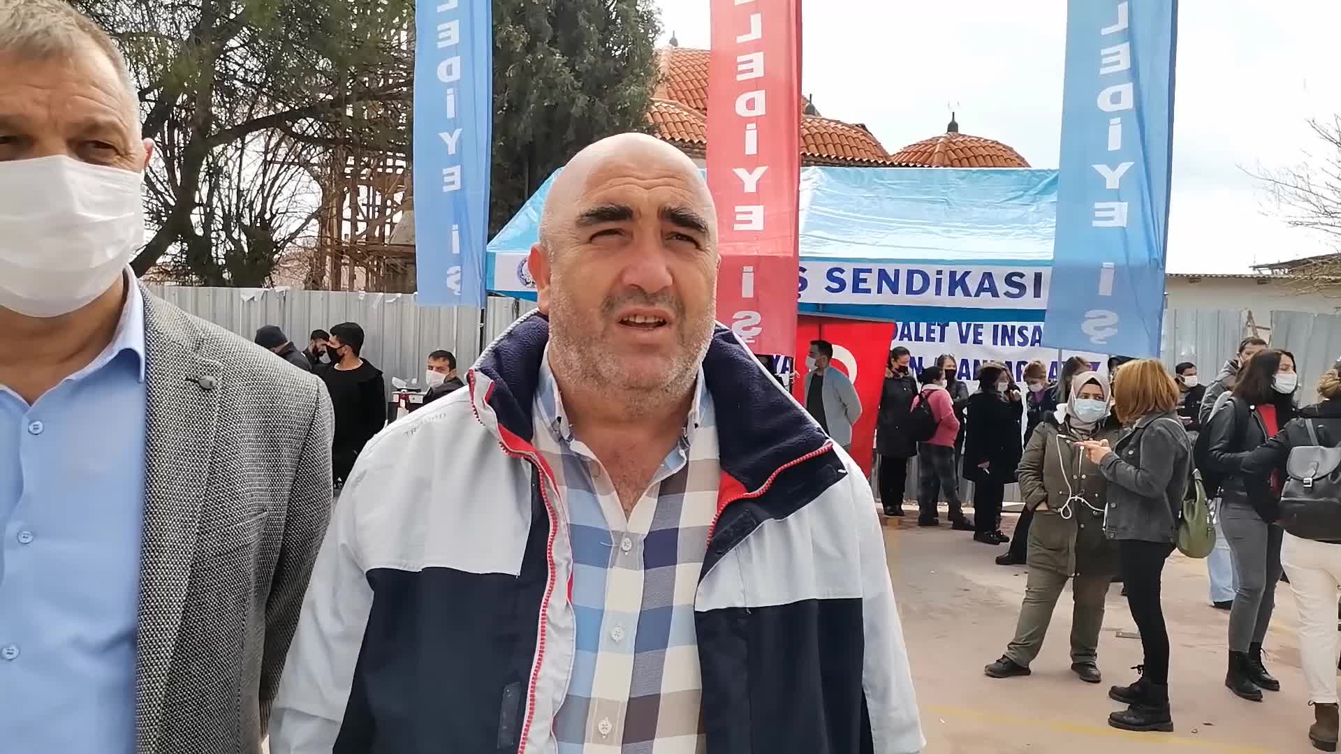 MENEMEN'DE İŞÇİLERİN SABRI KALMADI... İŞ YAVAŞLATMA VE GREVE GİDİYORLAR!