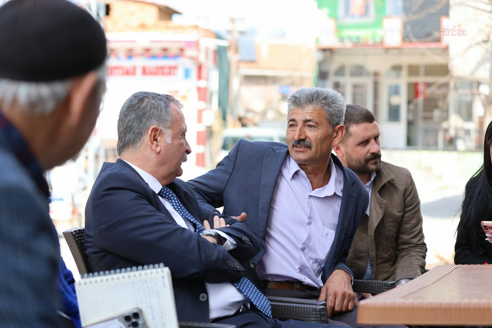 Yunusemre Belediye Başkanı Balaban, mahalle ziyaretlerine devam ediyor