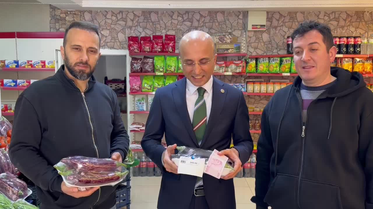 CHP Kayseri Milletvekili Aşkın Genç: “200 TL, bir kilo patlıcan alamıyor. Türk parasının değerini bu hale getirenler utansın"
