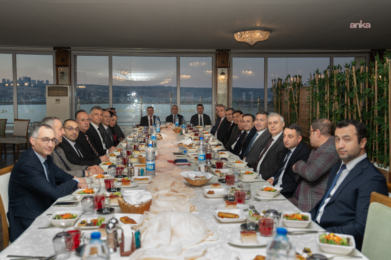 Gölbaşı'nda ilçe protokolü iftar sofrasında buluştu