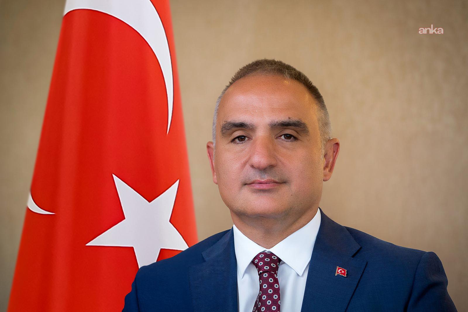 İlber Ortaylı hayatını kaybetti... Bakan Ersoy: "Ortaylı, yalnızca bir bilim insanı değil aynı zamanda toplumda tarih şuurunun gelişmesine öncülük eden önemli bir münevverdi"