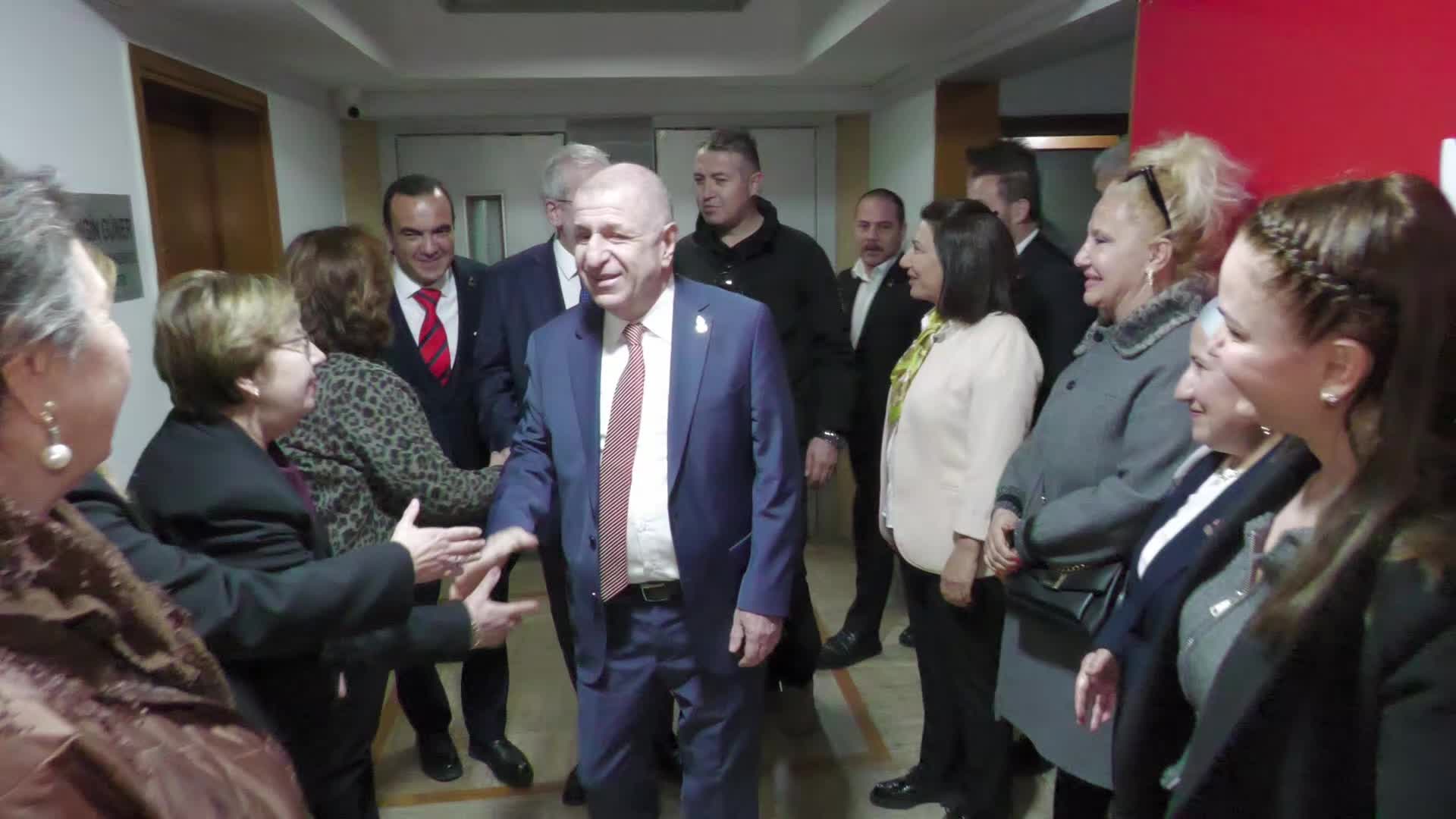 Zafer Partisi Genel Başkanı Özdağ: Provokasyonlara karşı soğukkanlı olunmalı