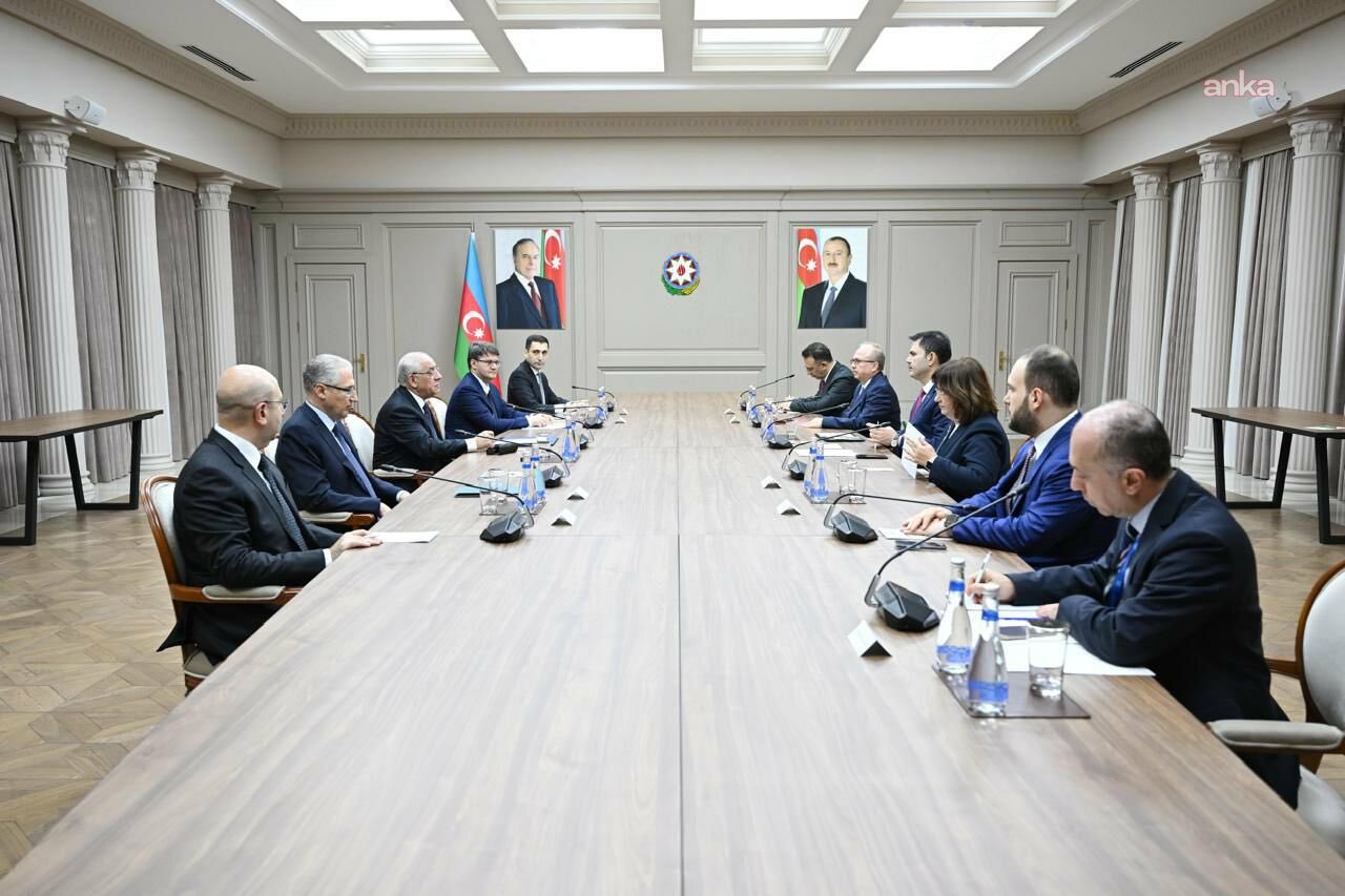 Murat Kurum, Azerbaycan Başbakanı ile görüştü