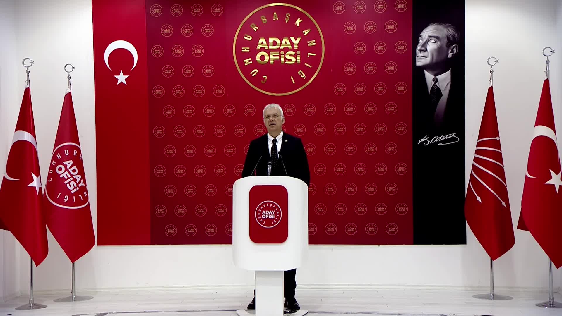 14 Mart Tıp Bayramı... Kayıhan Pala: "Savaşın ve çatışmanın olmadığı Türkiye dışında herhangi bir ülkede hekimlerin ilk talebi can güvenliği değildir"