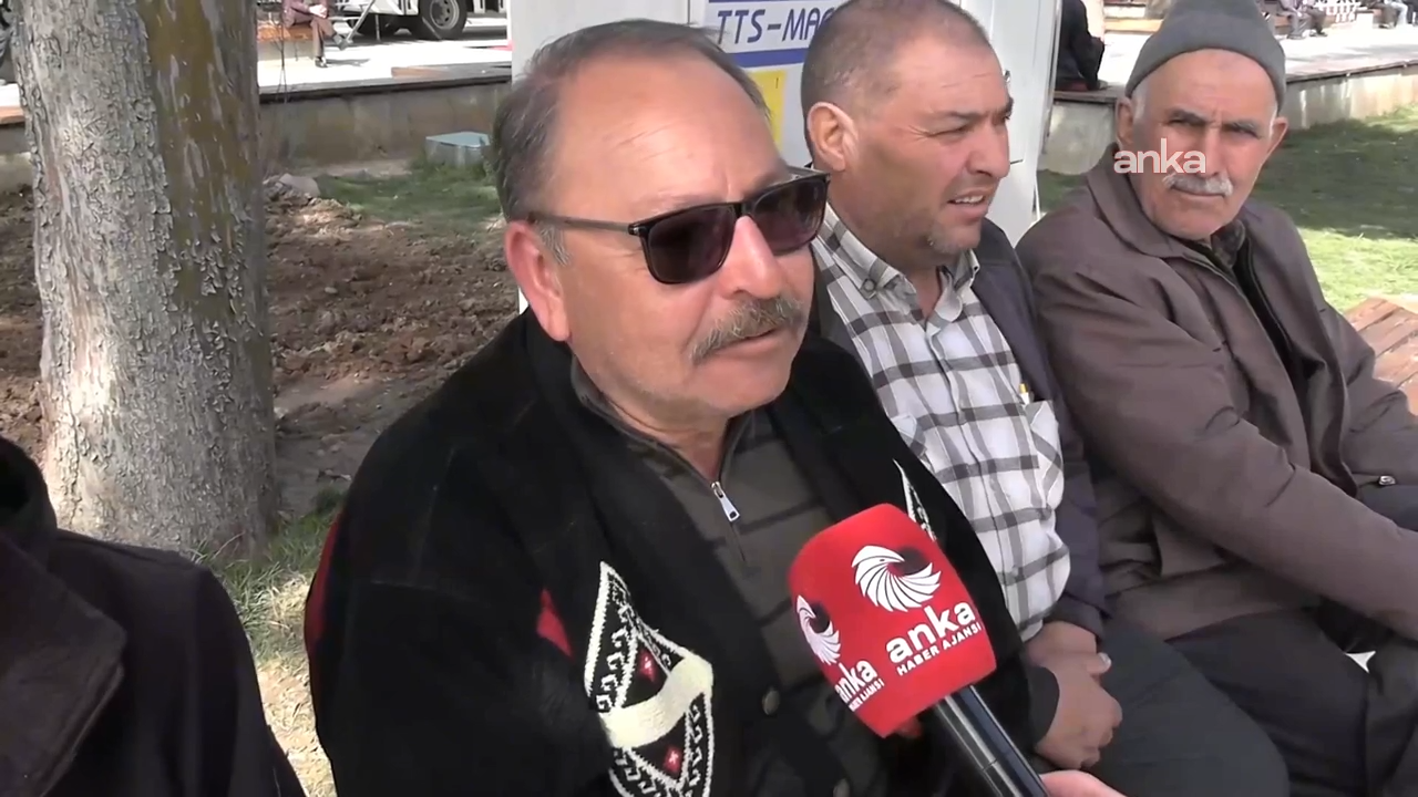CHP'nin Uşak'taki "Millet İradesine Sahip Çıkıyor" mitingine katılan yurttaş: Yüzde bir milyon değişim istiyoruz. Açım ben, aç