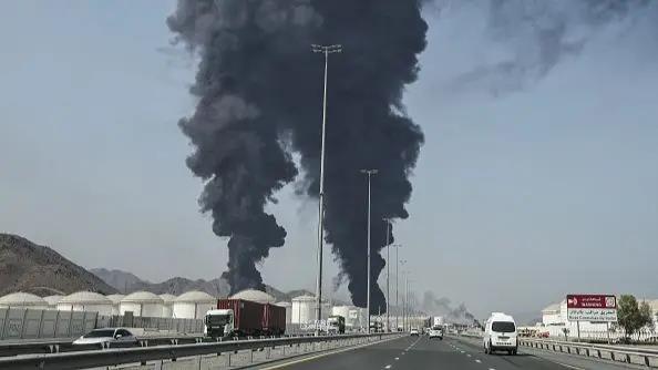 İran ve BAE’de petrol altyapısına yakın saldırılar ekonomik riskleri artırdı