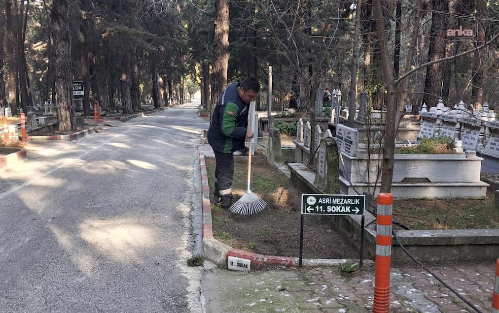 Burdur’da mezarlıklar bayram ziyaretlerine hazırlanıyor