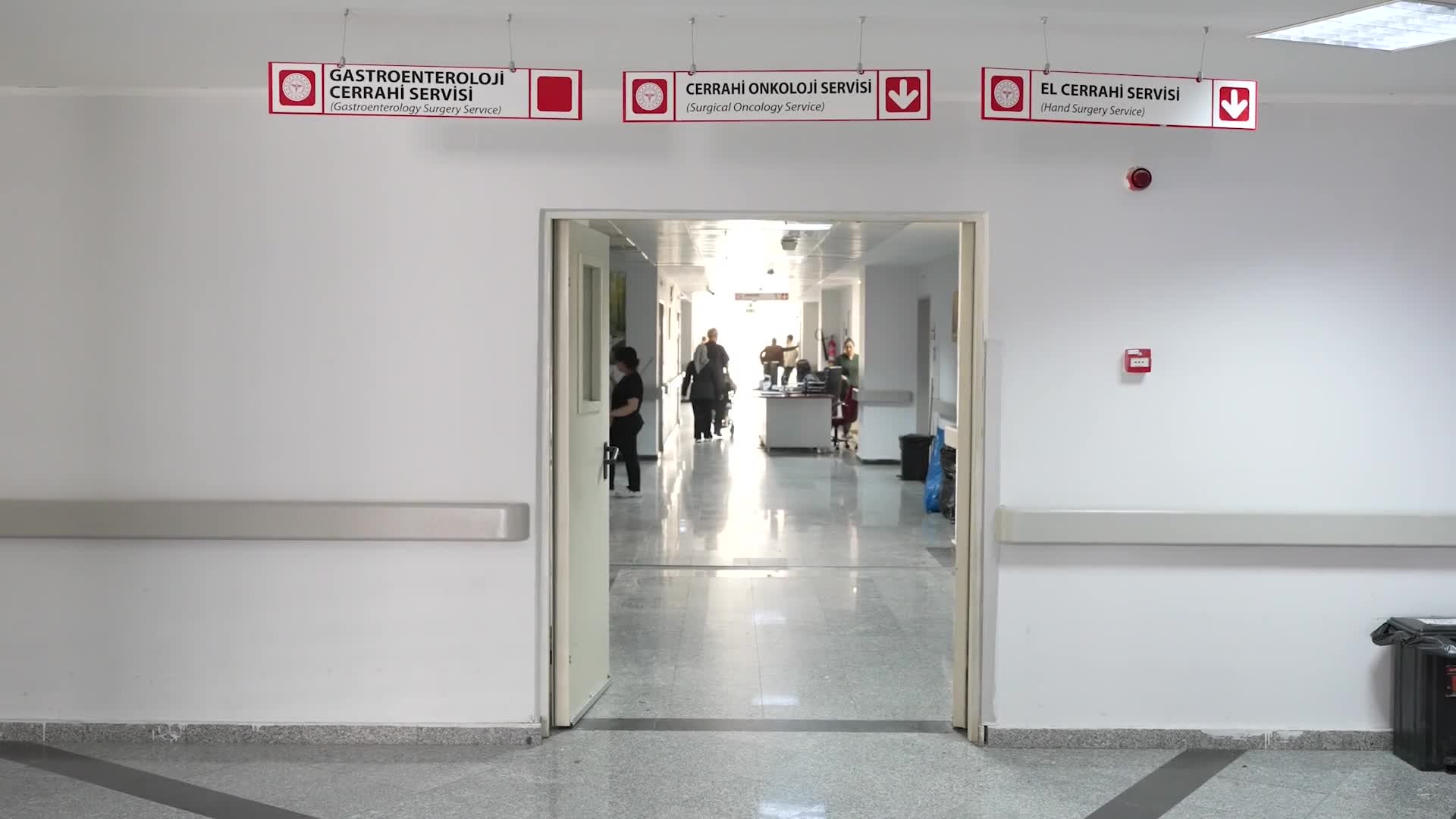 Malatya’da 20 santimetrelik böbrek üstü kitle laparoskopik yöntemle alındı