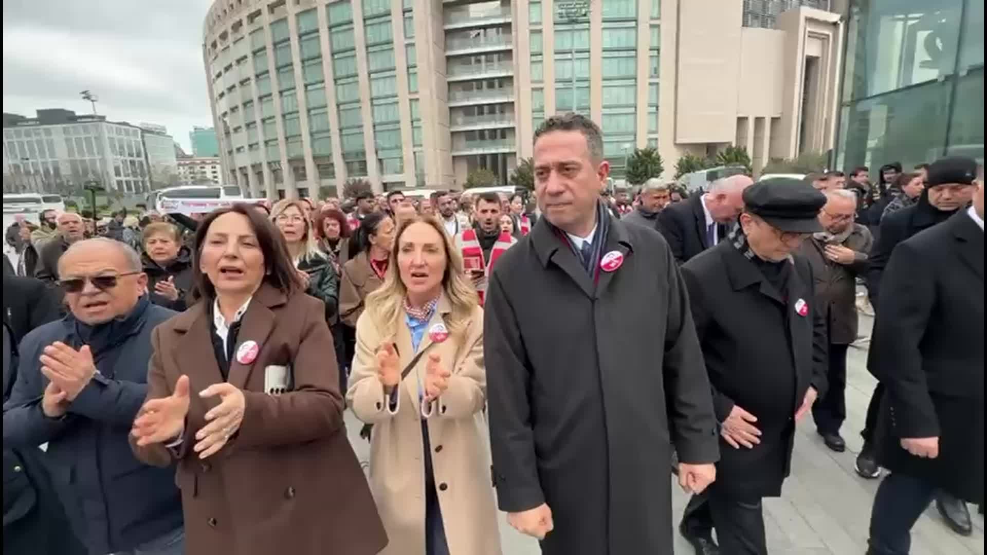 CHP’li Başarır'dan iktidara tepki: "Siz Ömer Günel’e düşmanlık yapmıyorsunuz; Aydın’a, Kuşadası halkına düşmanlık yapıyorsunuz"