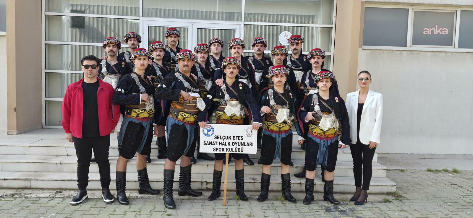 Selçuk Efes Sanat Halk Oyunları ekibi İzmir İl Yarışması'nda üçüncü oldu