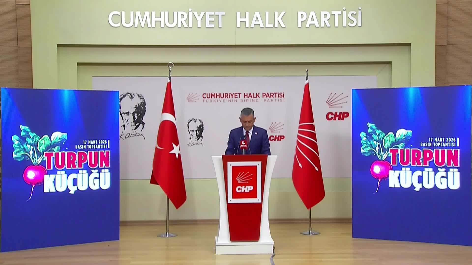 CHP'nin "Turpun Küçüğü" açıklaması... Özgür Özel: "Her darbenin bir bildirisi okunurdu; bu darbenin de bildirisi TRT’de okundu"