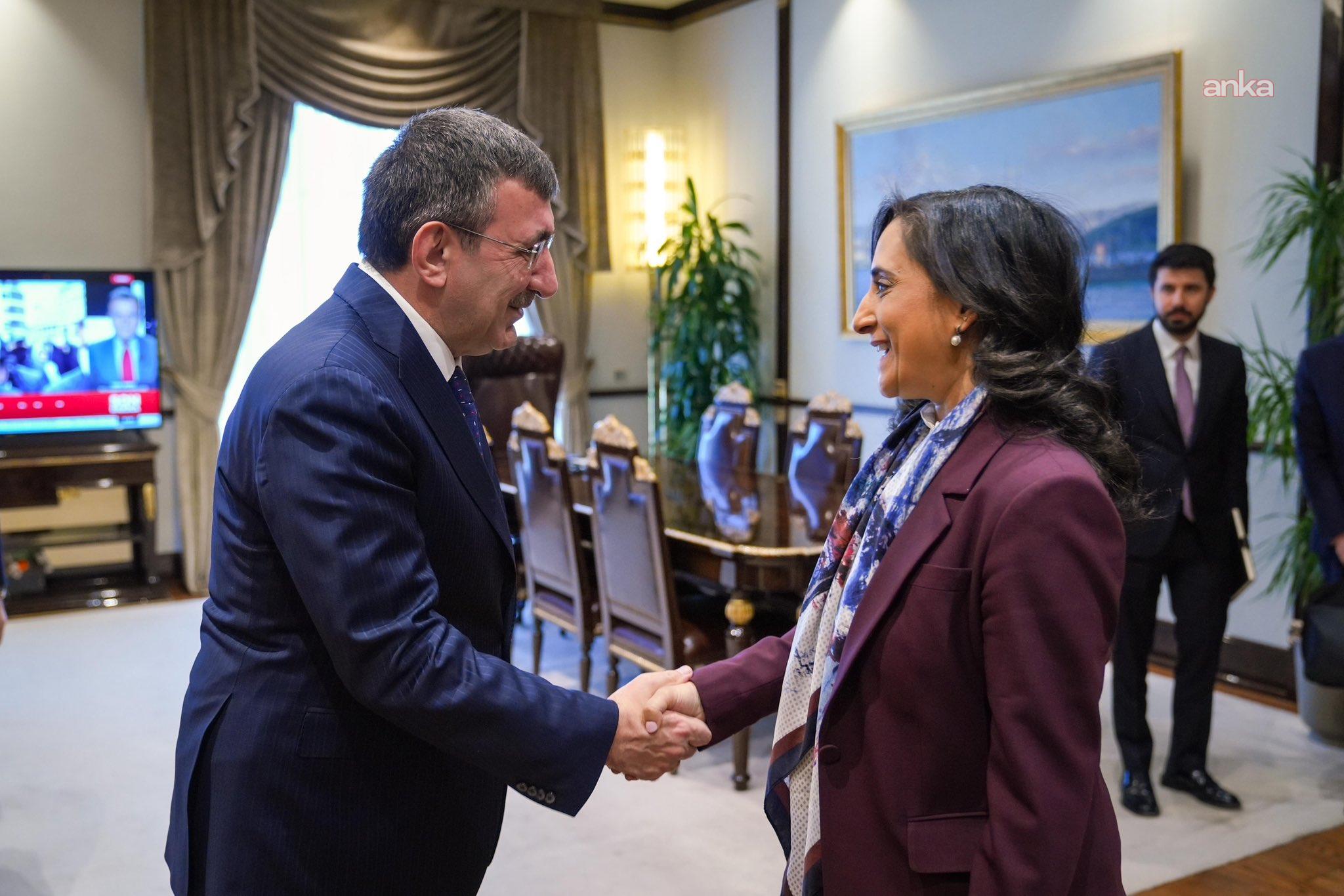 Cumhurbaşkanı Yardımcısı Yılmaz, Kanada Dışişleri Bakanı Anand'ı kabul etti