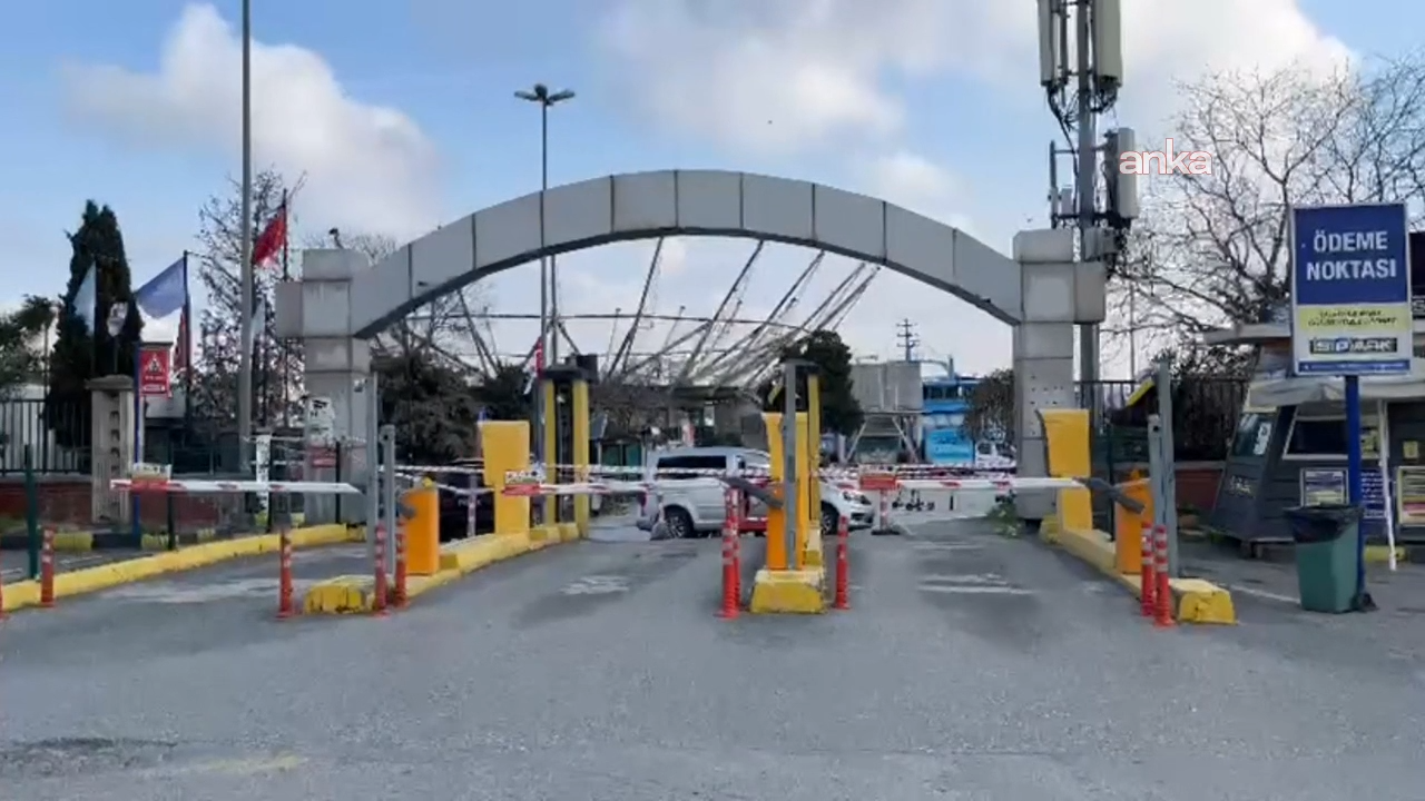 Kadıköy'ün en büyük, en kullanışlı otoparkı kapatıldı... ANKA'ya konuşan vatandaşlar: “Başka yerlere bakacağız, eziyet çekeceğiz”