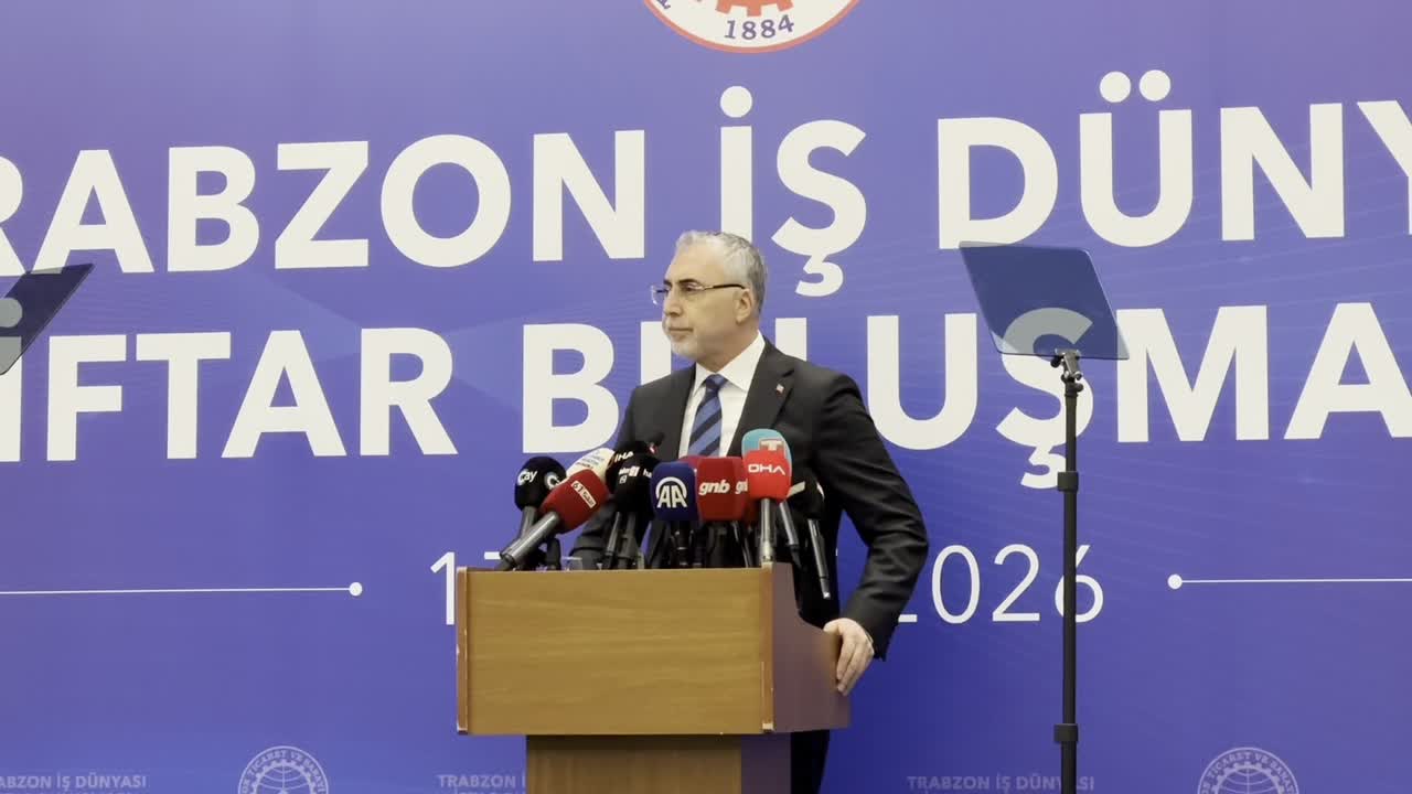 Çalışma ve Sosyal Güvenlik Bakanı Işıkhan Trabzon'da: "İşsizlik oranımız yaklaşık 3 senedir tek hanelerde seyrediyor"