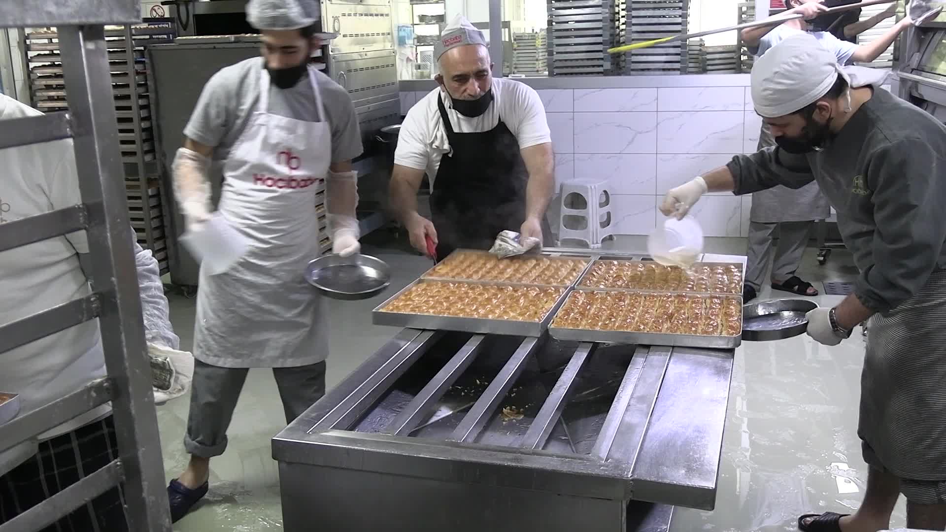 Diyarbakır’dan 60 şehre bayram için kadayıf sevkiyatı: Tatlı üreticilerinde 24 saat mesai, hedef 65 ton