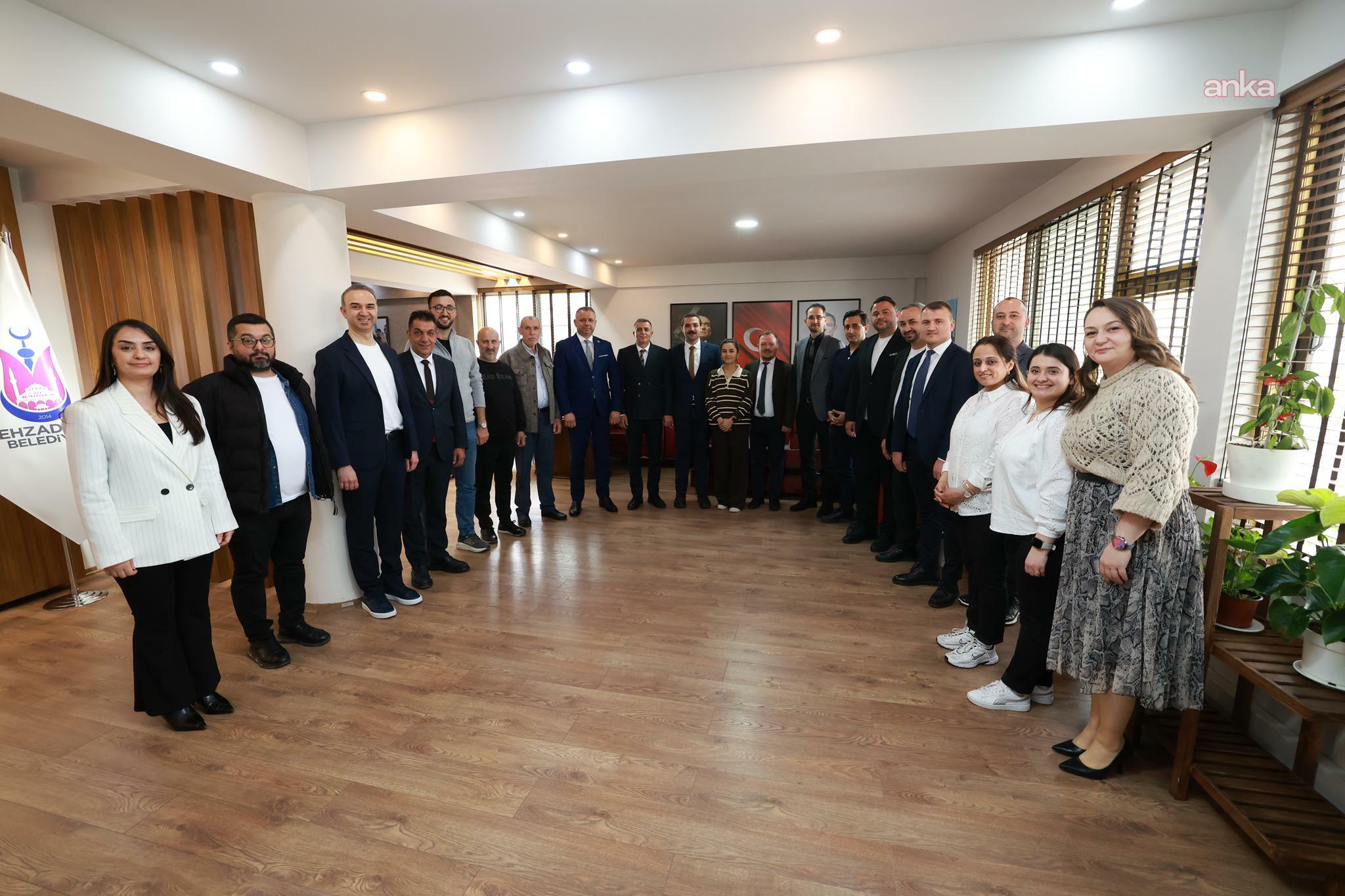 Şehzadeler Belediye Başkanı Şimşek, belediye personeliyle bayramlaştı