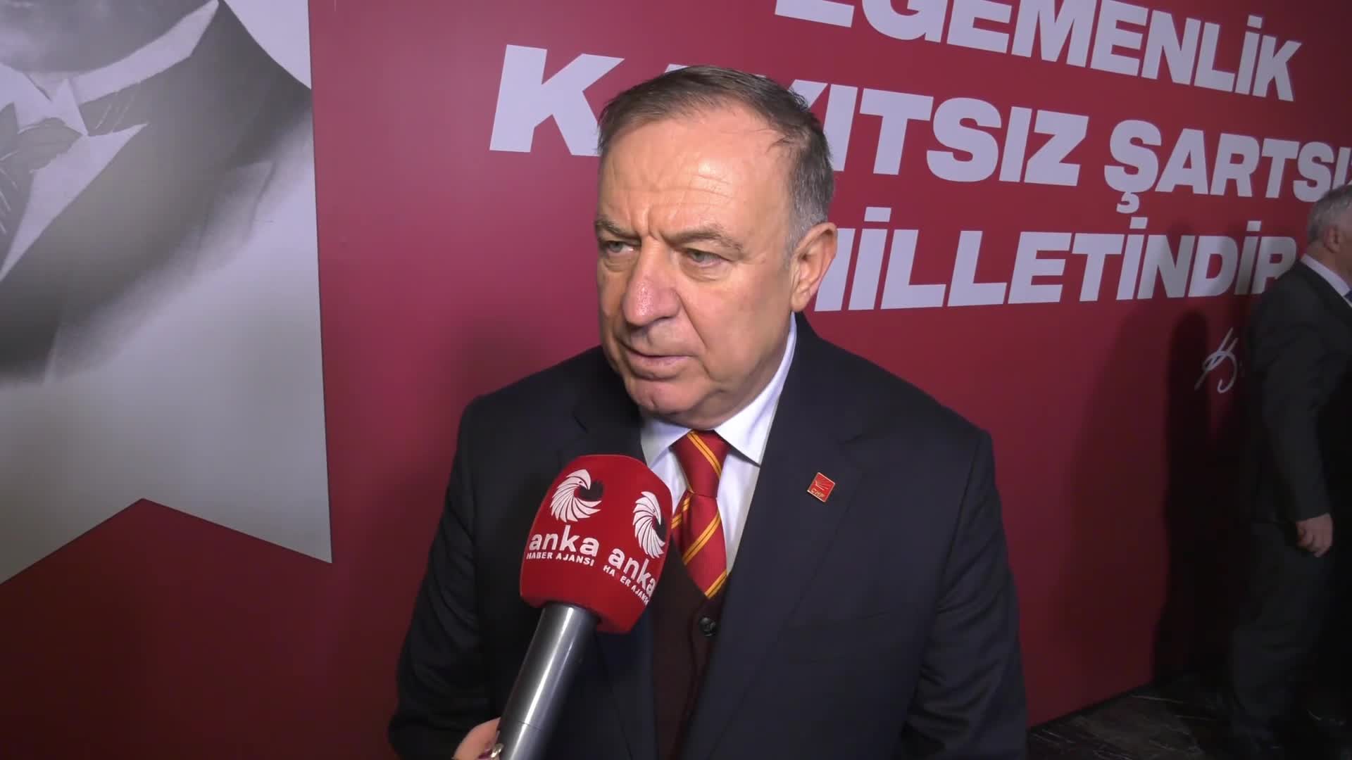 CHP'nin "Millet İradesine Sahip Çıkıyor" mitingi... Gökan Zeybek: "Milletin iradesinin üzerinde bir irade tanımıyoruz"