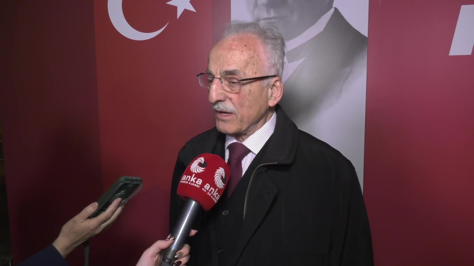 CHP'nin "Millet İradesine Sahip Çıkıyor" mitingi... Murat Karayalçın: "Direniş bir yıl içinde çok güçlü bir biçimde ortaya çıktı, İmamoğlu Cumhurbaşkanı adayımız olana kadar da bu devam edecek"