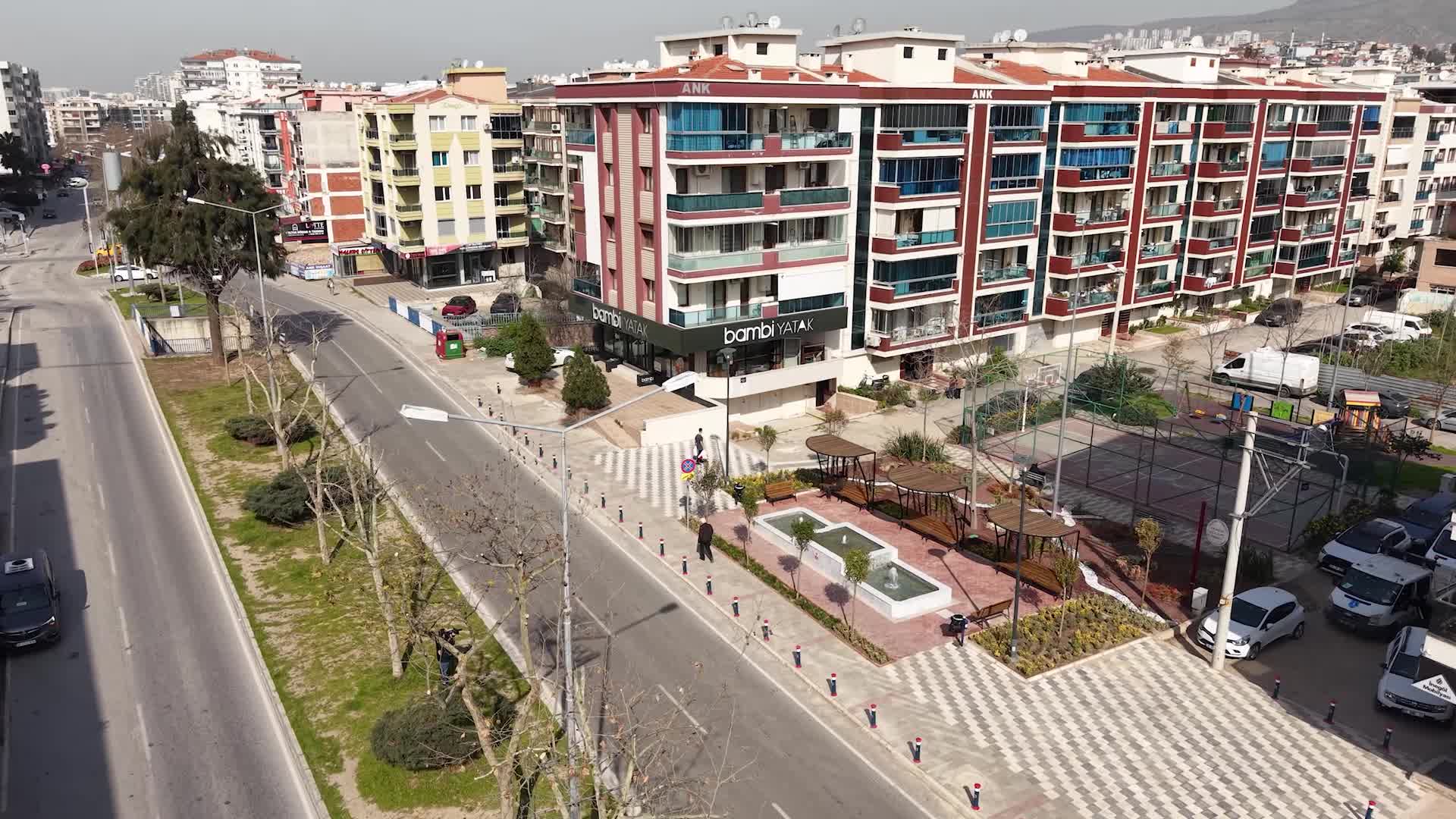 İzmir'de atıl alanlar parka dönüşüyor