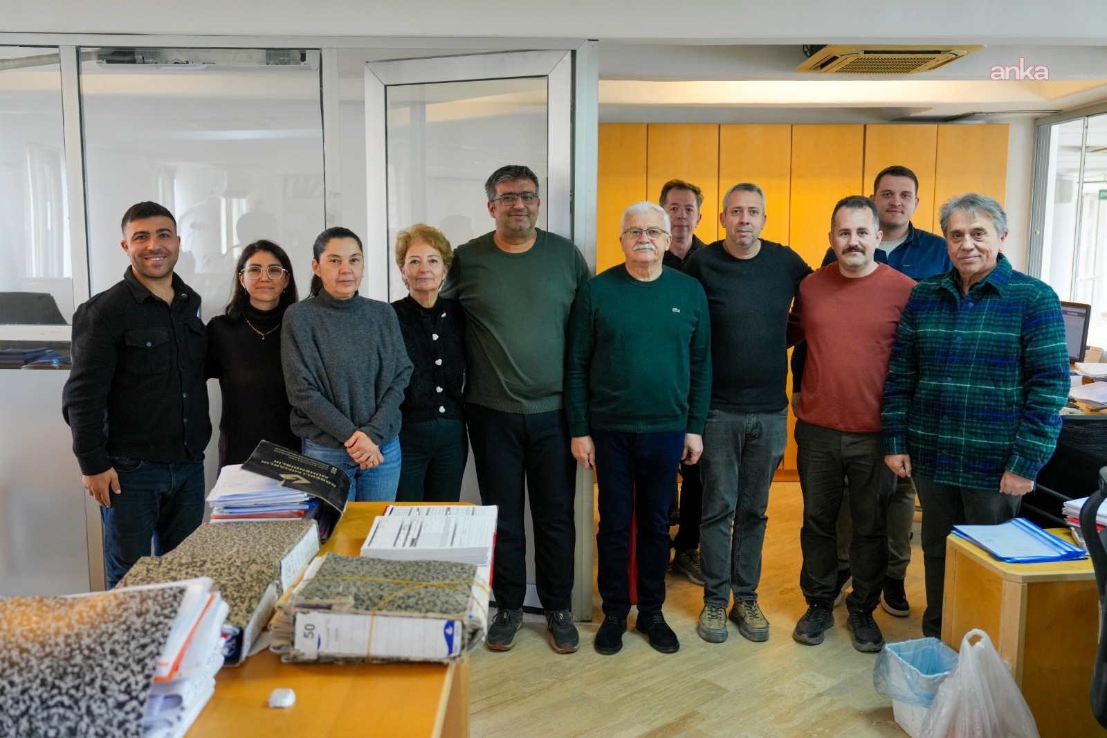 Burhaniye Belediye Başkanı Deveciler, belediye personeliyle bayramlaştı