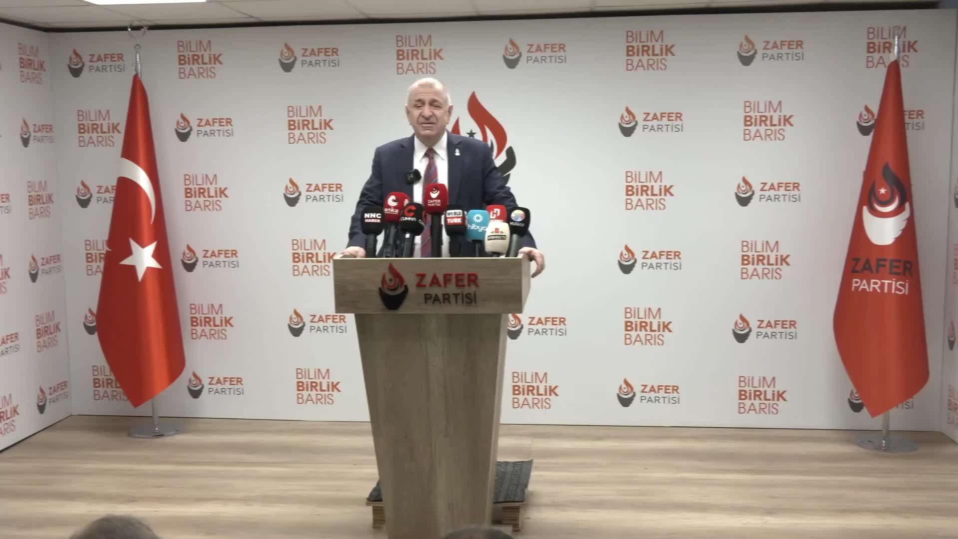 Zafer Partisi Genel Başkanı Özdağ: Hava sahamıza giren füzelerin NATO tarafından düşürülmesi eksikliğimizi göstermektedir