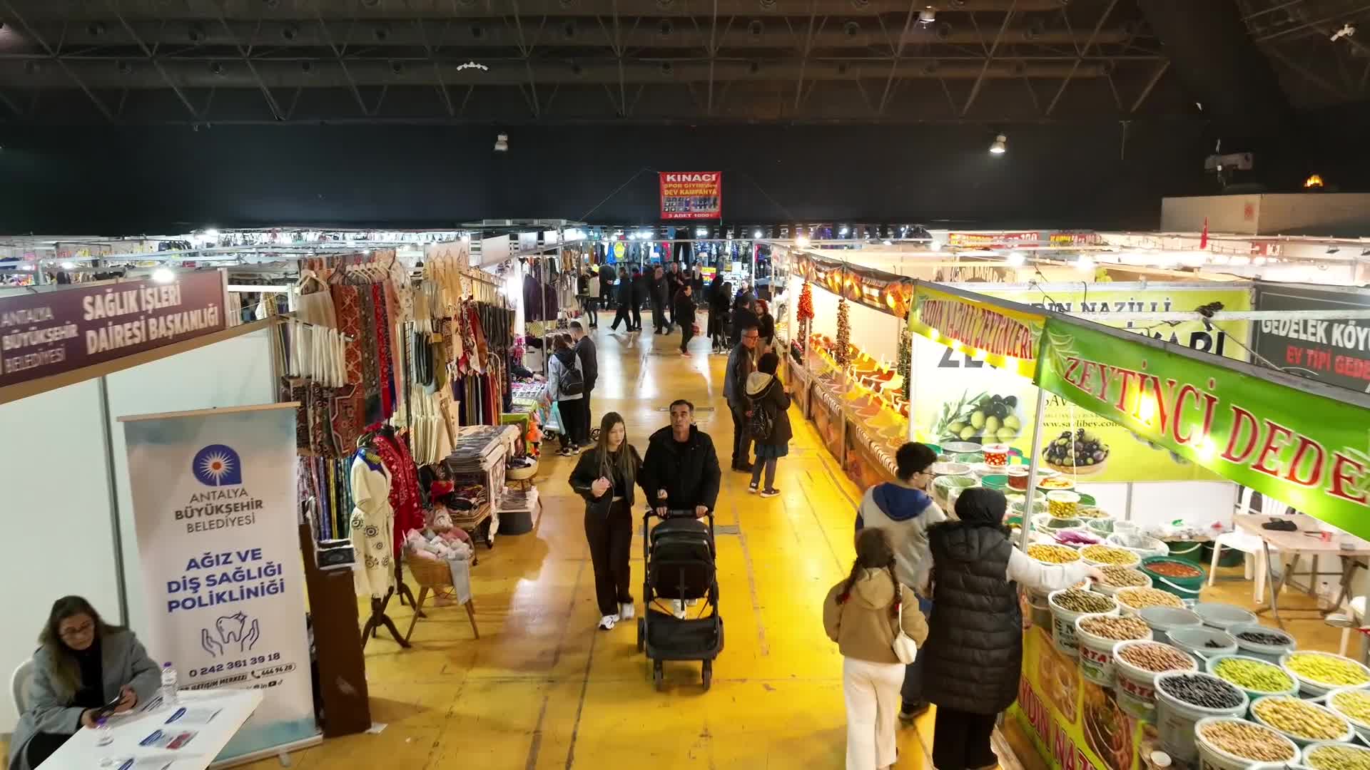 Antalya Büyükşehir Belediyesi’nin ramazan etkinlikleri yoğun ilgi gördü