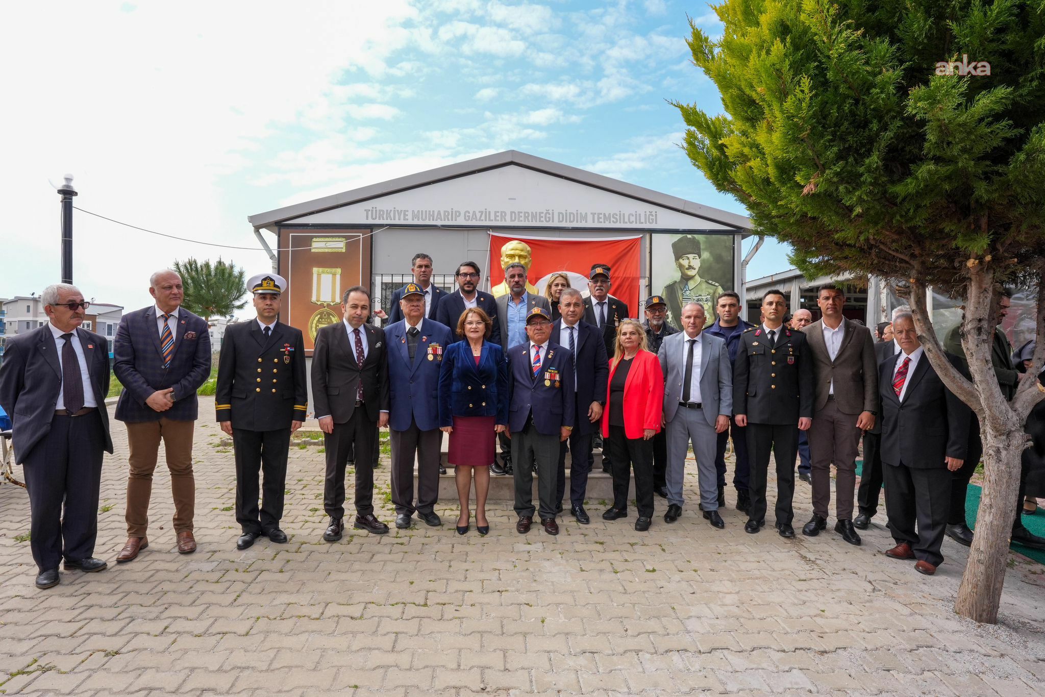 Didim’de bayramlaşma programı yoğun katılımla gerçekleştirildi