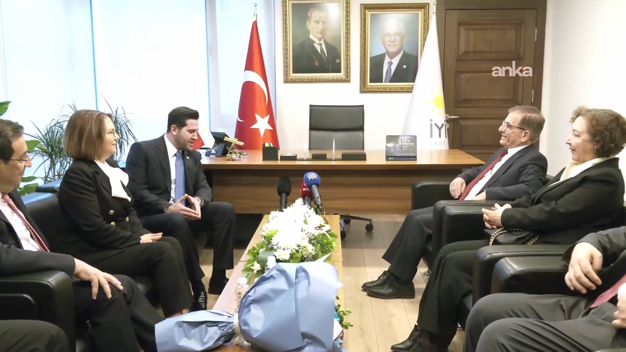 Siyasi partiler arası bayramlaşma… DEVA Partisi, Büyük Birlik Partisi ve Anahtar Parti heyeti, İYİ Parti heyetiyle bayramlaştı