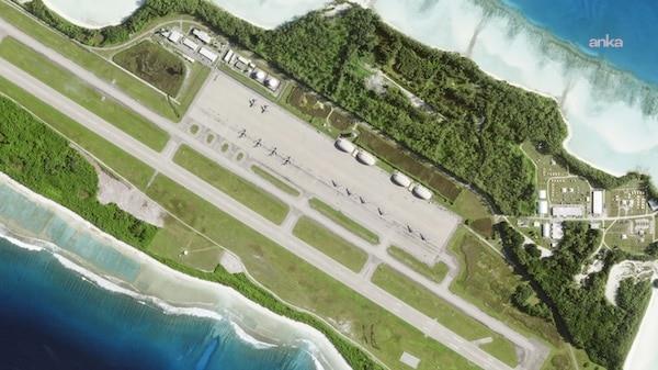 WSJ: İran, Diego Garcia Üssü'ne orta menzilli füzeler fırlattı