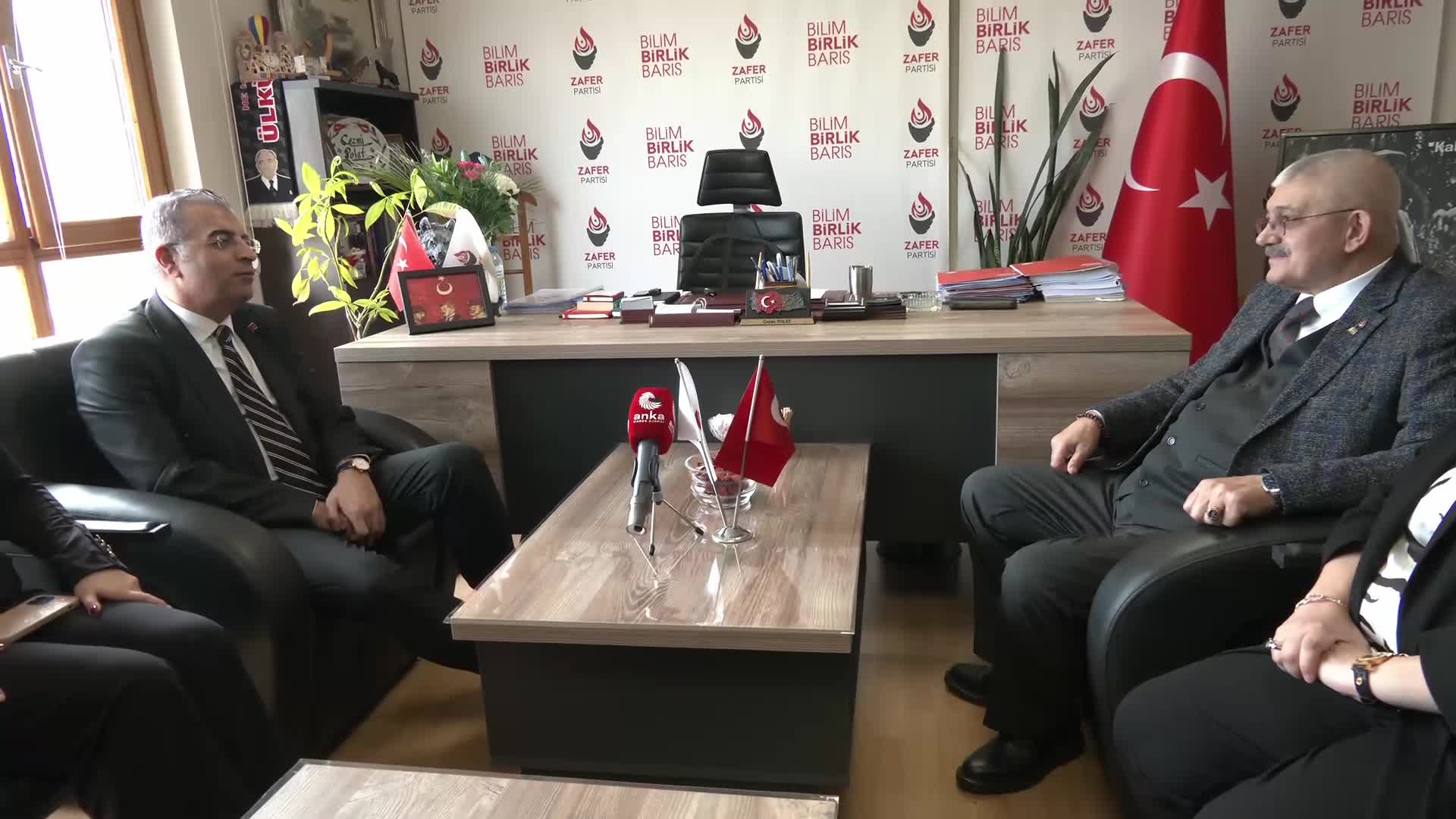 Siyasi partiler arası bayramlaşma… CHP heyeti, Zafer Partisi'ni ziyaret etti