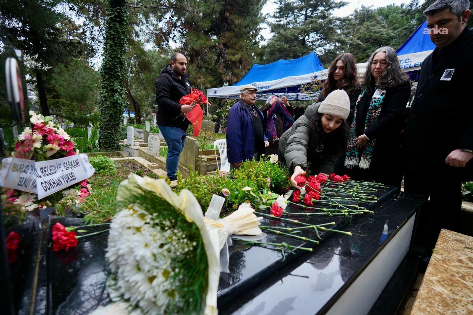 Kartal Belediyesi personeli Hüseyin Güler, vefatının ikinci yılında mezarı başında anıldı