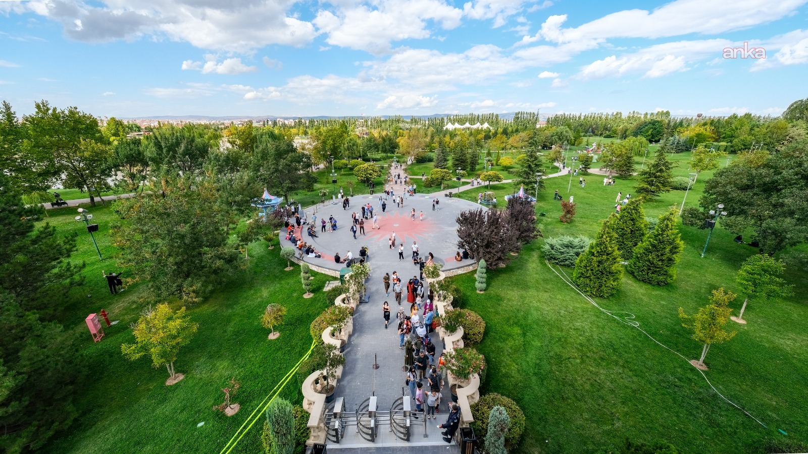 Eskişehir Büyükşehir Belediyesi'nin müze ve tematik parklarına bayramda yoğun ilgi