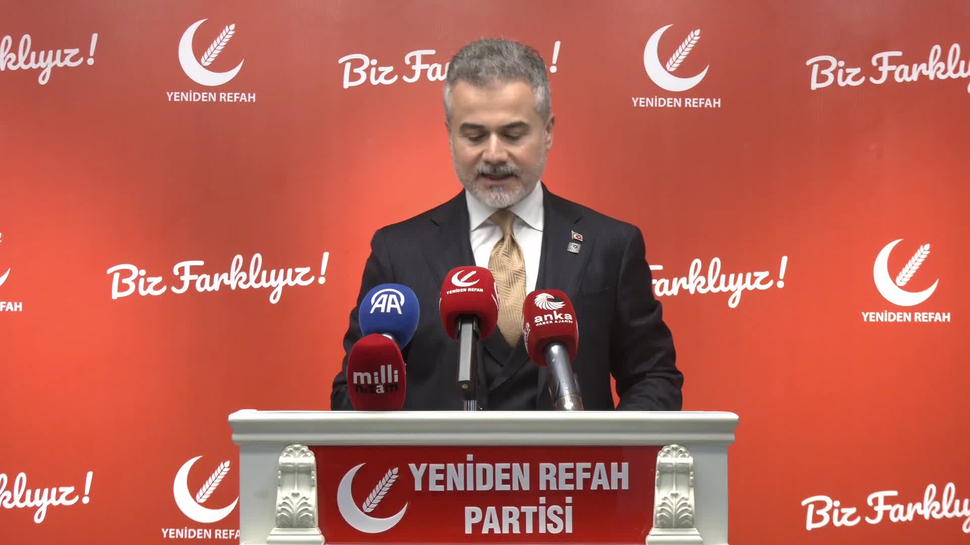 Suat Kılıç: Akaryakıtta KDV yükü azaltılmalı, gerekirse piyasa denklemi ve enflasyonla mücadele düşünülerek sıfırlanmalıdır