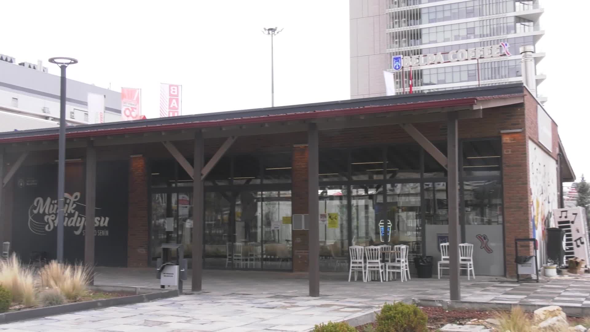 Ankara Büyükşehir Belediyesi’nden gençlere ve müziğe tam destek... “Stüdyo Senin-Müzik Stüdyosu” müzikseverleri ağırlıyor
