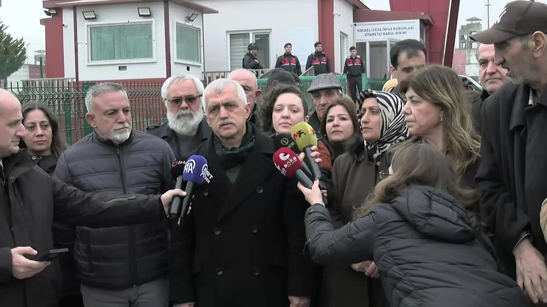 Kocaeli'de 7 kişinin öldüğü fabrika yangını davasının ilk duruşması tamamlandı... Gergerlioğlu: İsmail Oransal bütün suçu vefat eden babasının üstüne yıkarak kurtulmaya çalışıyor