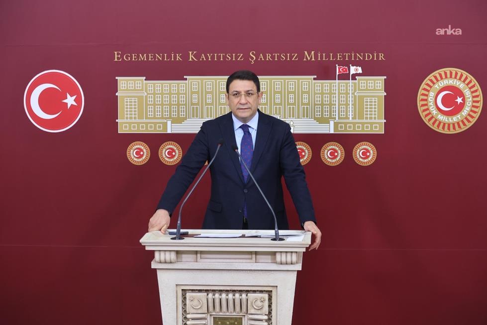 DEVA Partili İdris Şahin: Sansür yasası gazetecileri hedef alıyor, basın özgürlüğü ağır tahribat altında
