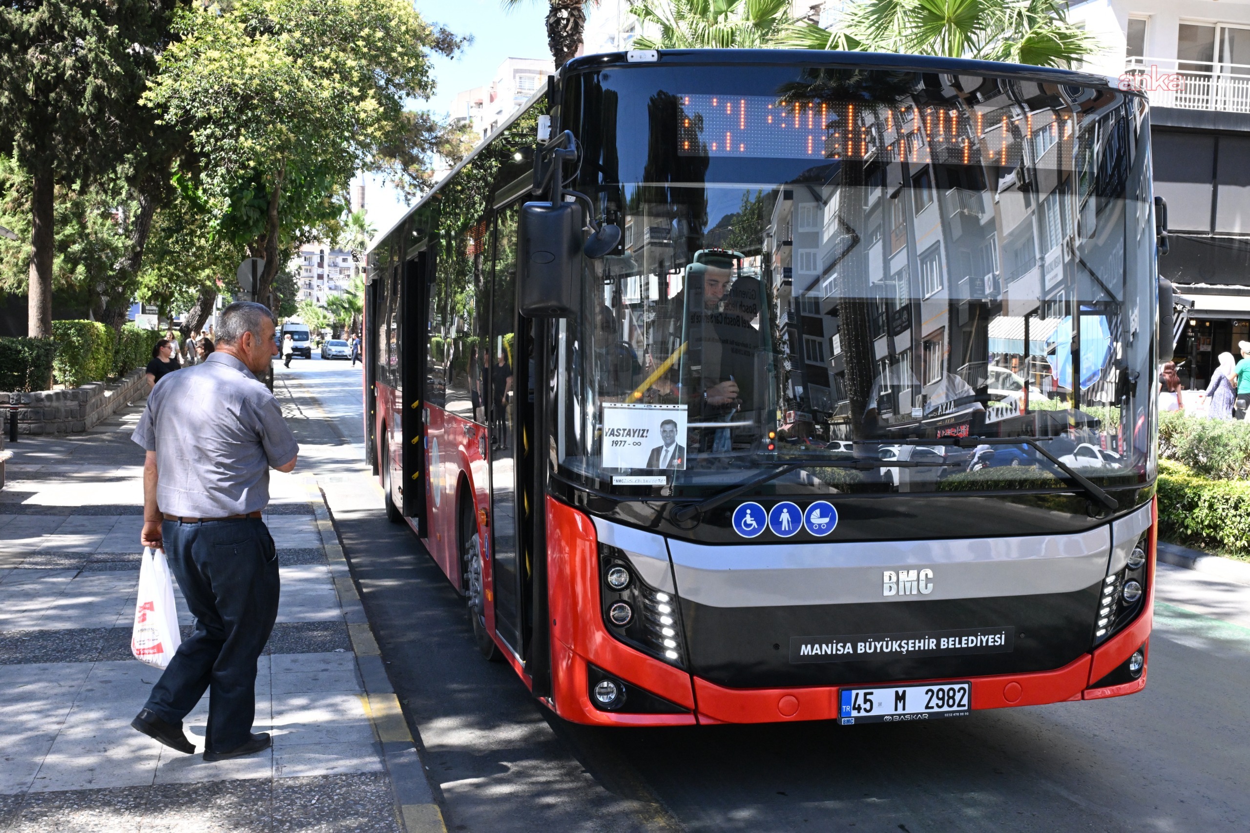 Manisa Büyükşehir Belediyesi, bayramda 175 bin kişiyi ücretsiz taşıdı