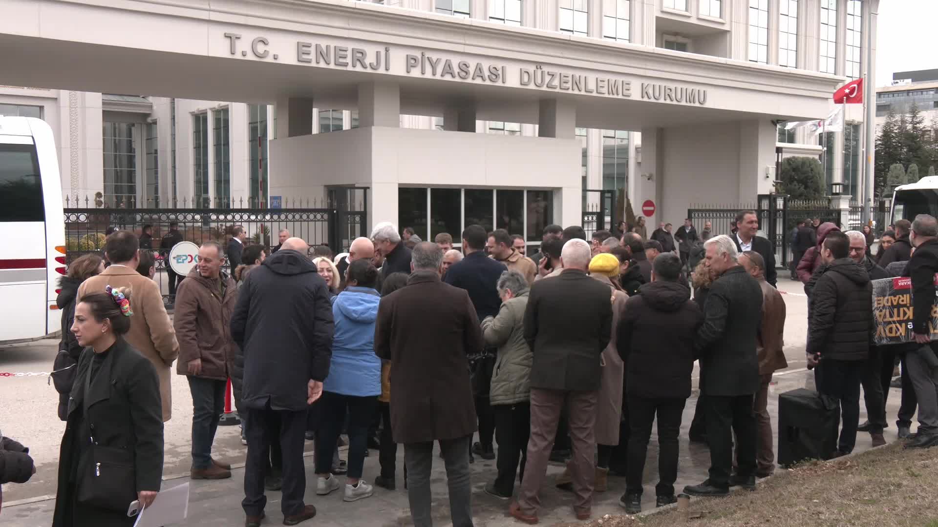 CHP Ankara İl Örgütü’nden akaryakıt zamlarına protesto