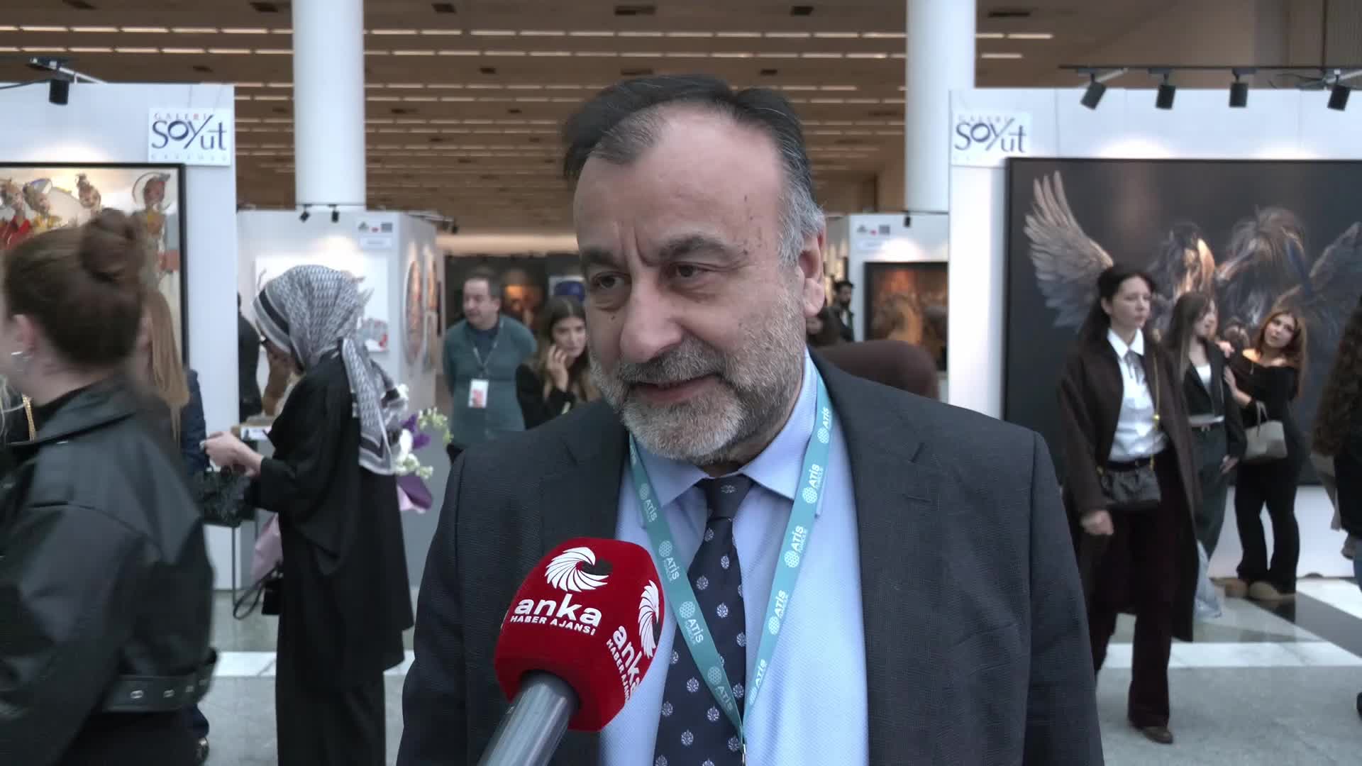 ArtAnkara Uluslararası Çağdaş Sanat Fuarı ziyarete açıldı
