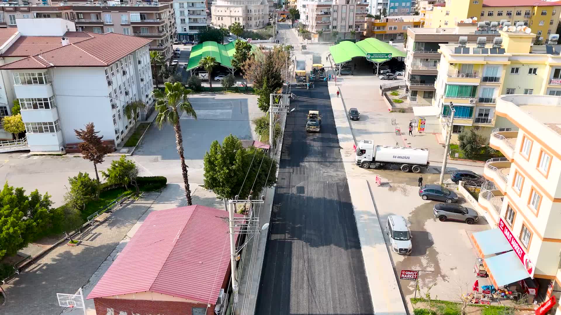 Mersin Büyükşehir Belediyesi, bozulma tespit edilen yollarda iyileştirme çalışmalarını sürdürüyor
