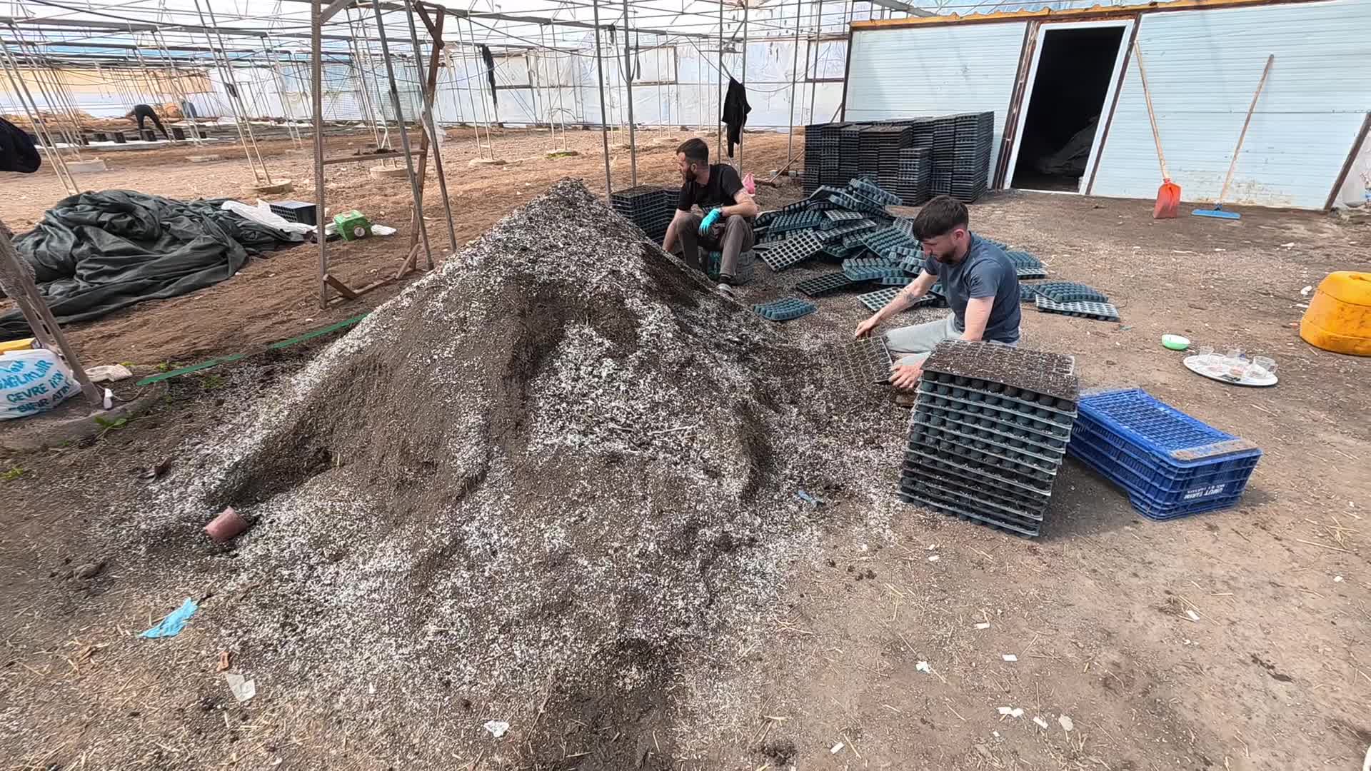 Yozgatlı "Tohum Ana" 20 yıldır topladığı ata tohumlarından kendi "Tohum Bankası"nı kurdu