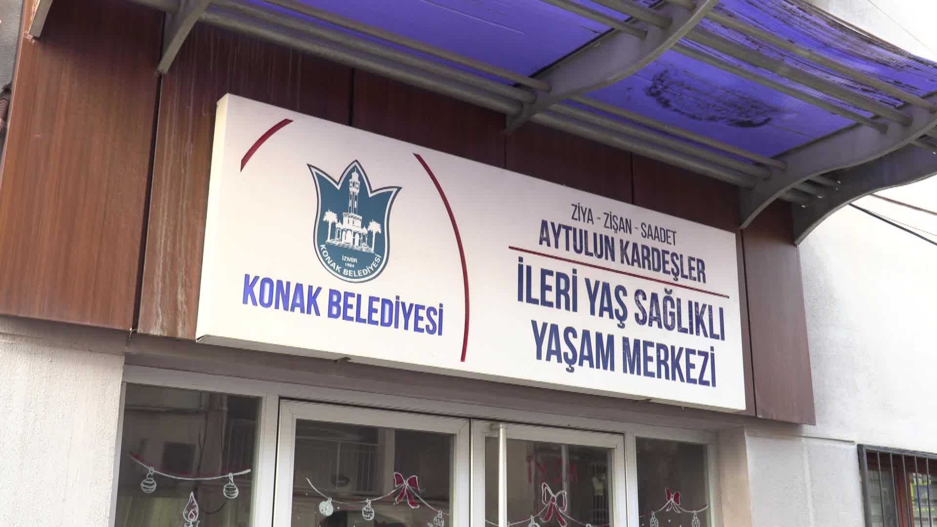 Konak’tan İleri Yaş’a sağlıklı mola: Yoga kursuyla zinde kalıyorlar