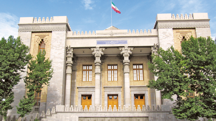 İran, İsrail'in Lübnan’da İranlı diplomatları hedef aldığı saldırıda 6 diplomatın hayatını kaybettiğini açıkladı