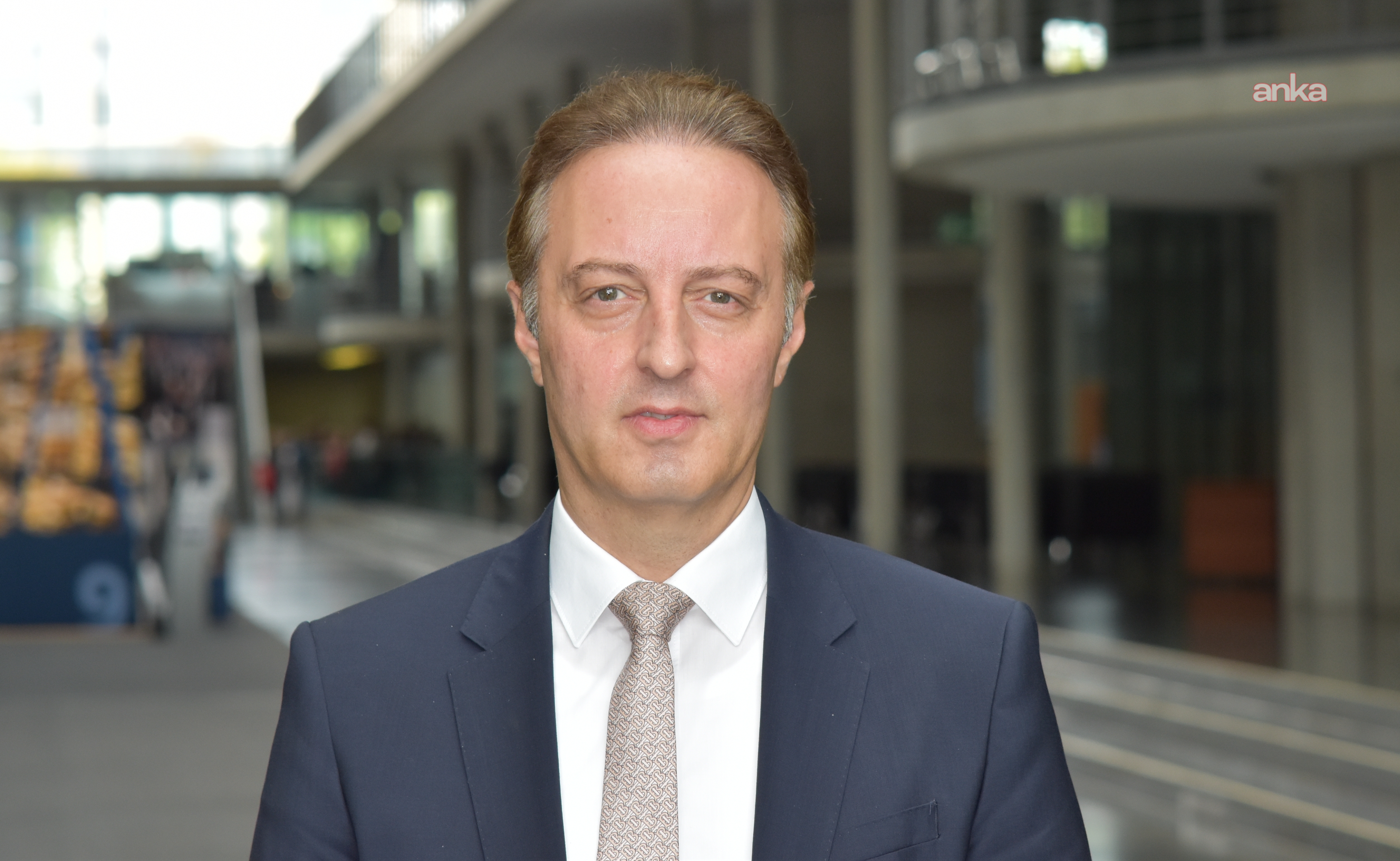 SPD Milletvekili Karaahmetoğlu’ndan Başbakan Merz’e tepki: “Kadına şiddeti göçmenler üzerinden siyasallaştırmak sorumsuzluk”