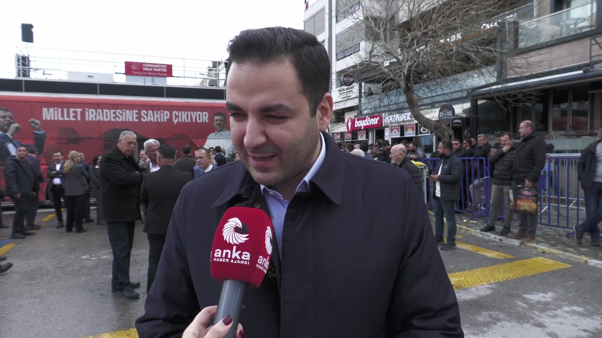 CHP'nin Kuşadası mitingi... Cem Aydın: "Seçimde en büyük cevabı gençler verecek"