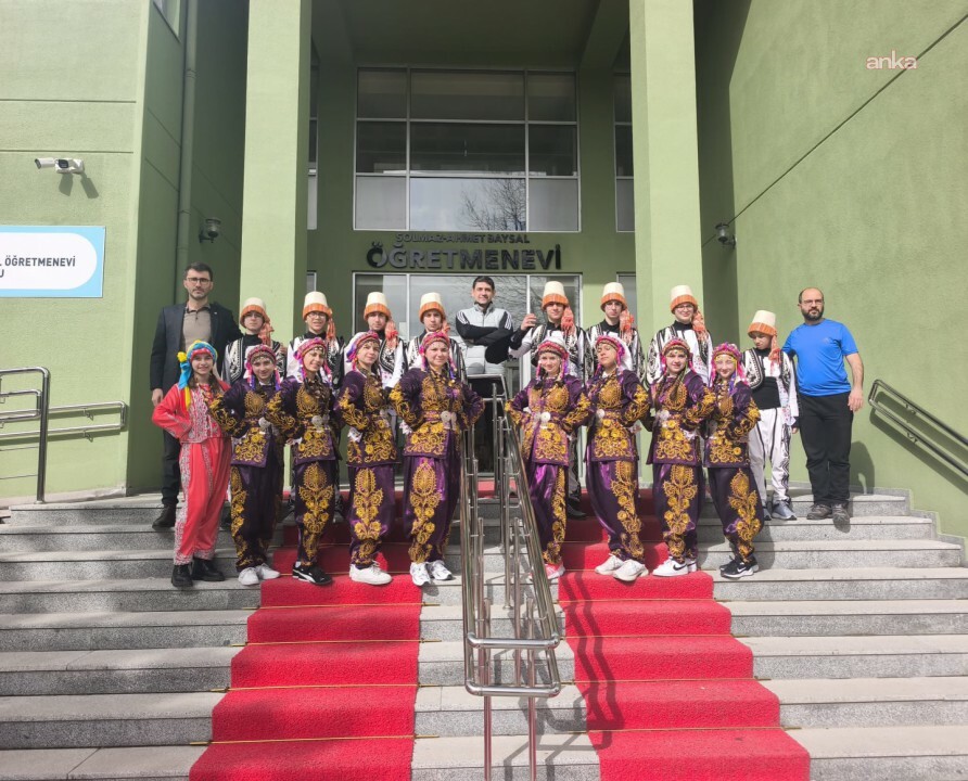 Silivri Belediye Başkanı Balcıoğlu, Bolu'da ilçeyi temsil eden öğrencileri tebrik etti