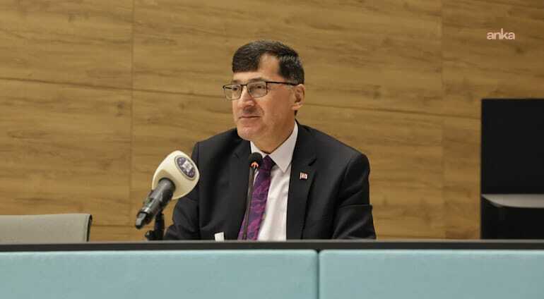 Kütahya Belediye Başkanı Kahveci, vatandaşların talep, öneri ve şikayetlerini dinledi