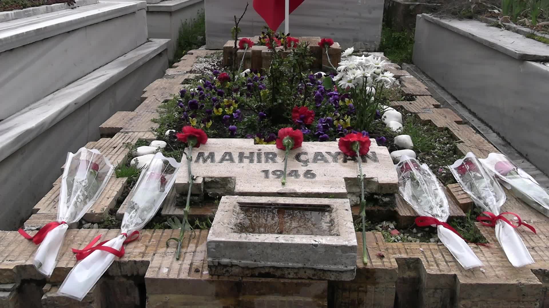 Mahir Çayan ve arkadaşları anıldı... Tuncer Bakırhan: "Bir gün mutlaka Türkiye'de yaşayan bütün halkların ve inançların özgür olduğu, eşit olduğu, demokratik bir sistemi inşa edeceğiz"
